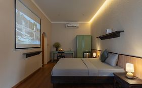 Moonlight Homestay & Hotel
