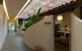 Moonlight Homestay & Hotel